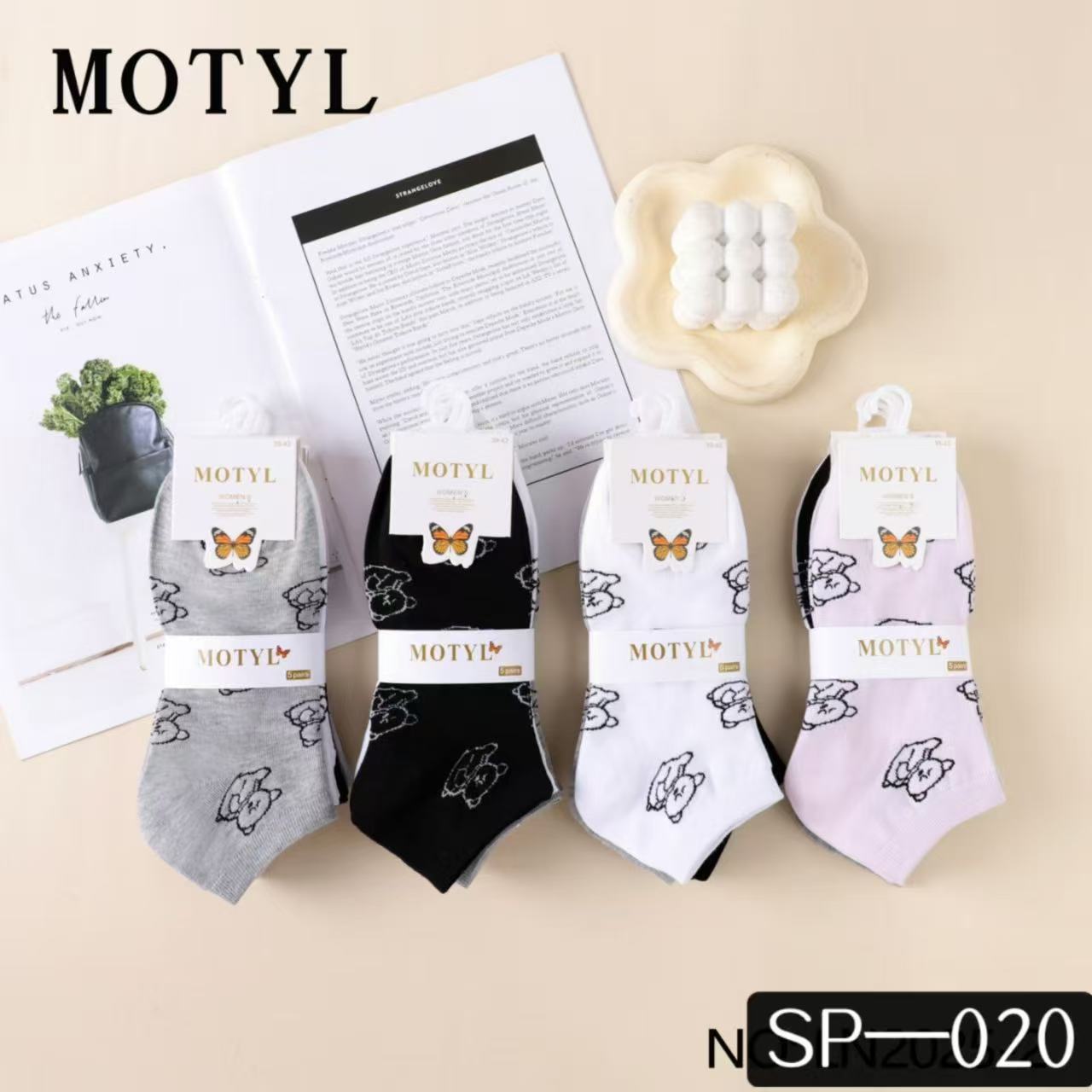 Skarpety damskie Roz 35-42, Mix kolor Paczka 40 szt 1